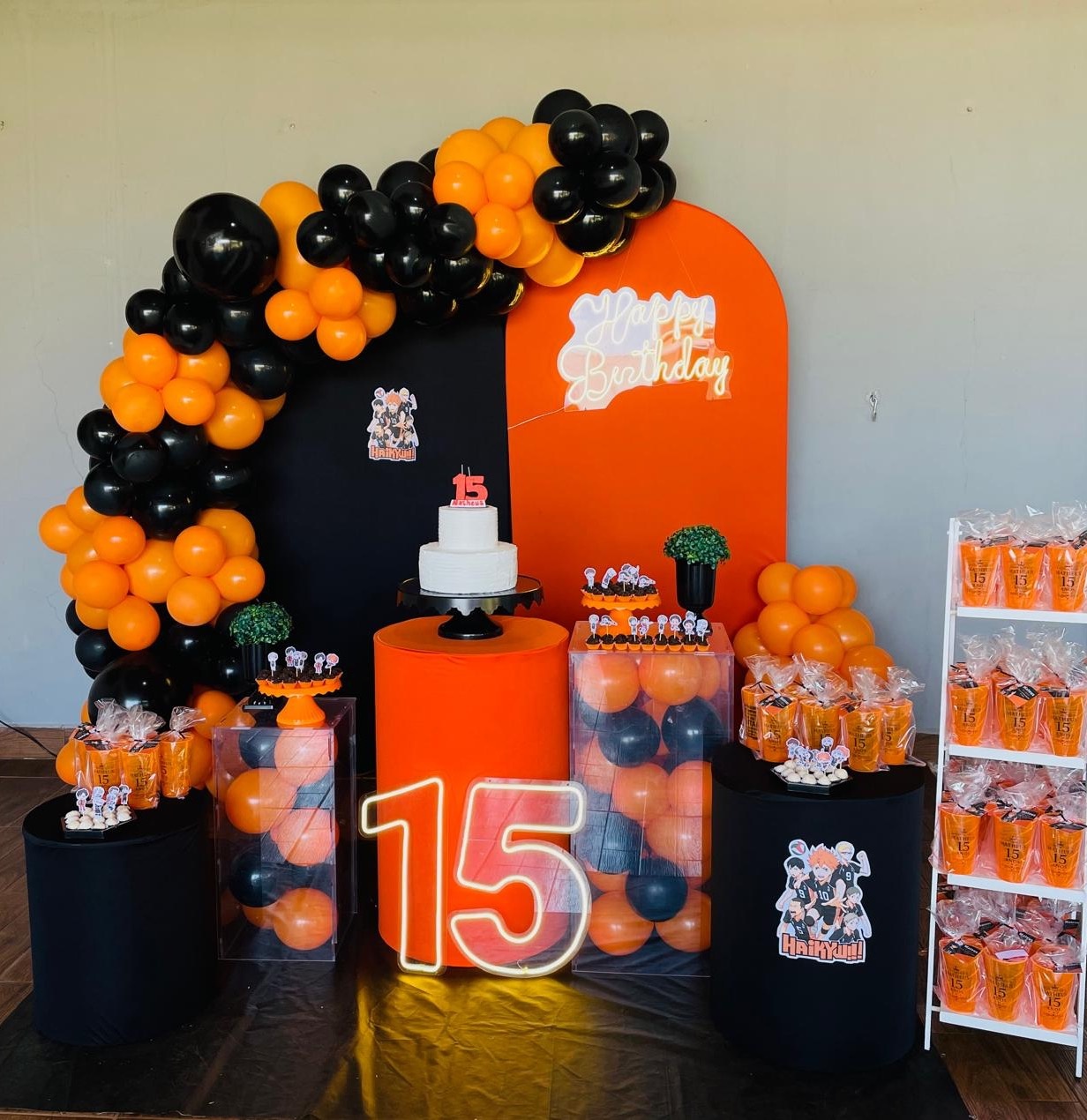 Decoração Laranja E Preto - karoline pedroso festas