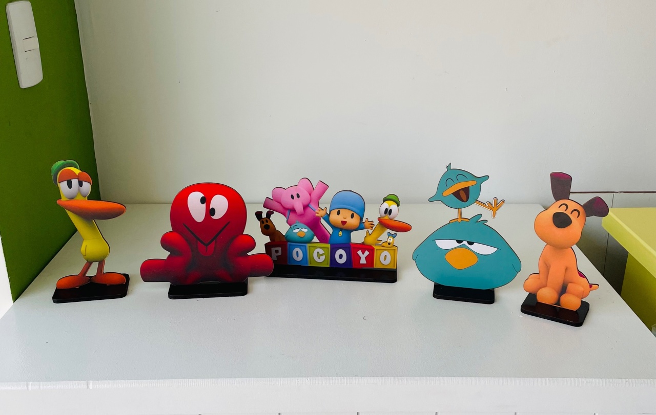 Display de Mesa - Pocoyo - karoline pedroso festas