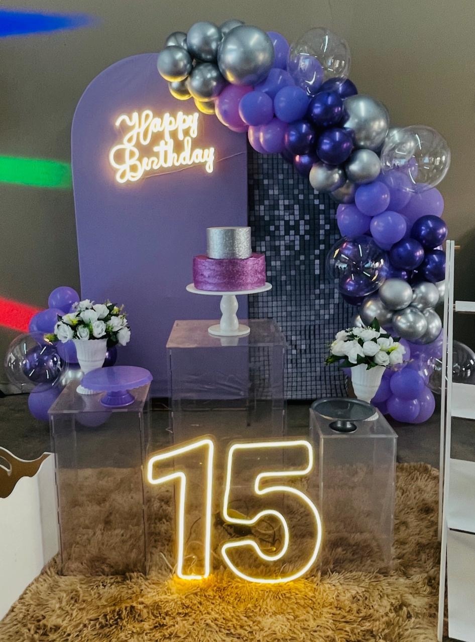 Decoração 15 Anos - Lilás E Prata - karoline pedroso festas