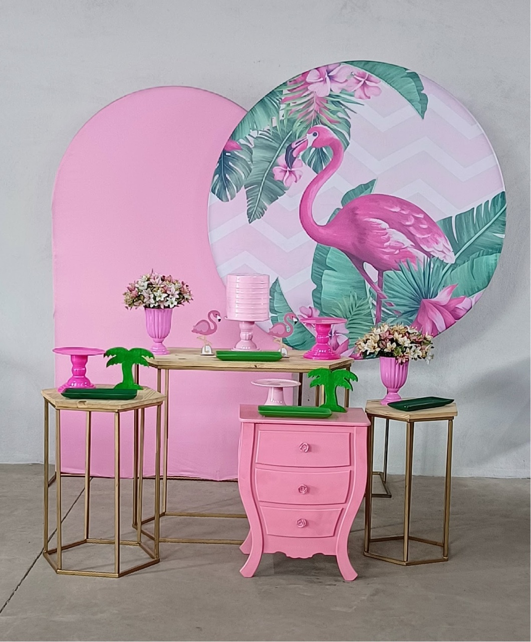 Kit Romano  Flamingo Mesas Sextavadas  - MM Pegue e Monte e locação 