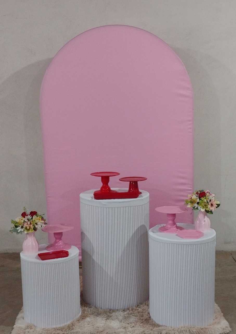Composição Romano Rosa Com Vermelho - MM Pegue e Monte e locação 