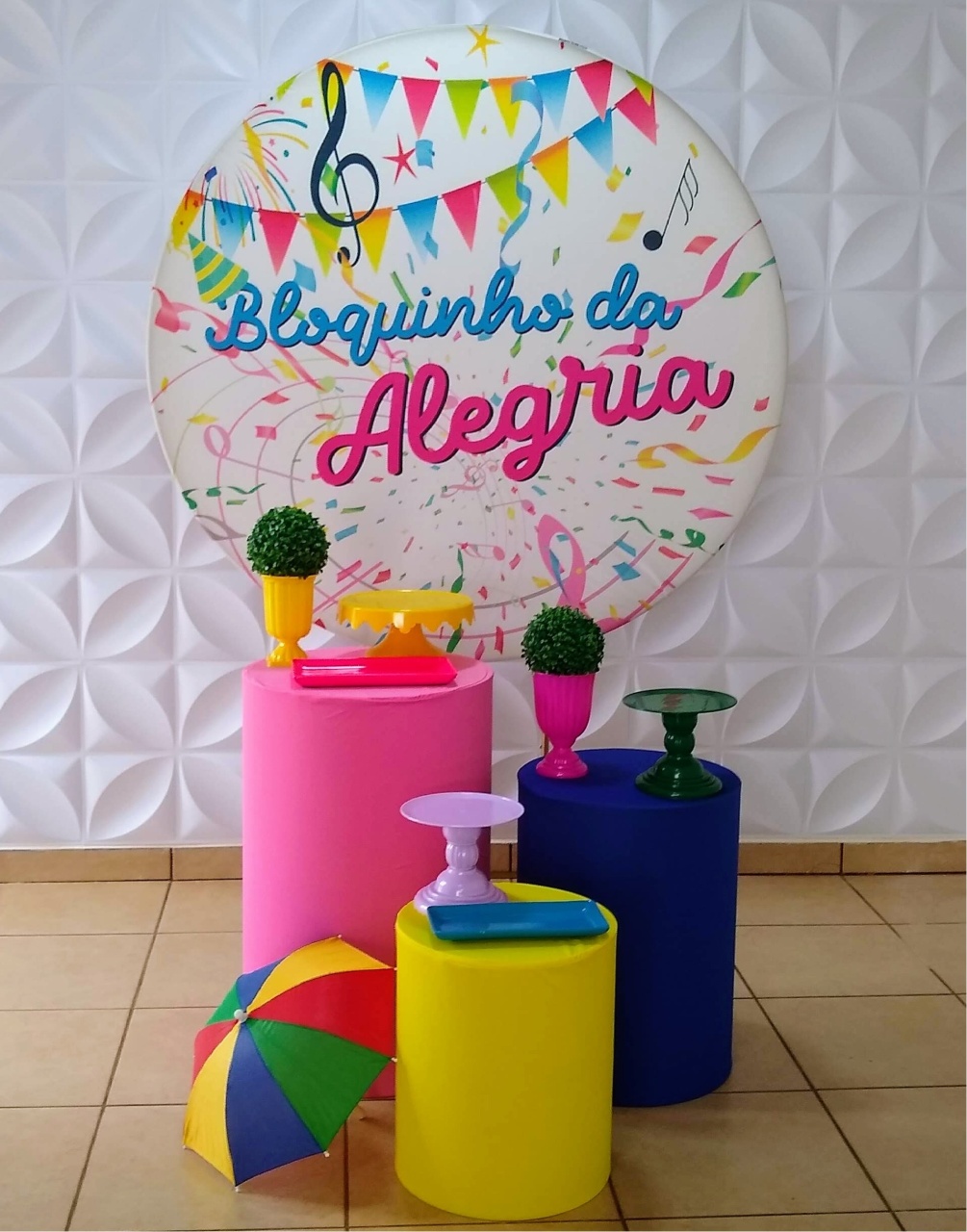 Kit Prata Bloquinho da Alegria - MM Pegue e Monte e locação 