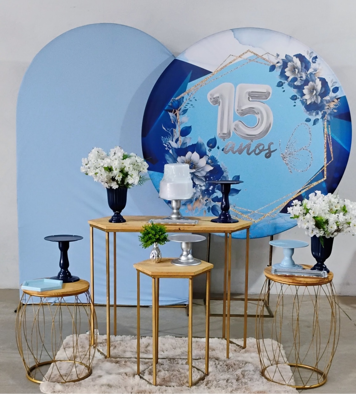 Kit 15 Anos Azul Romano Mesas Sextavadas  - MM Pegue e Monte e locação 