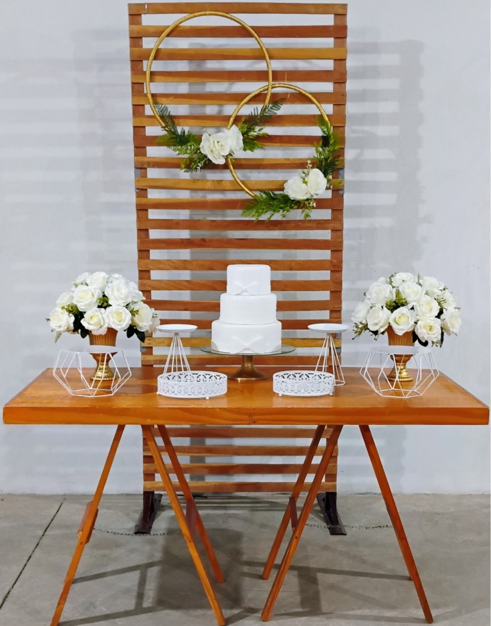 Kit Casamento Mesa Cavalete Argolas - MM Pegue e Monte e locação 