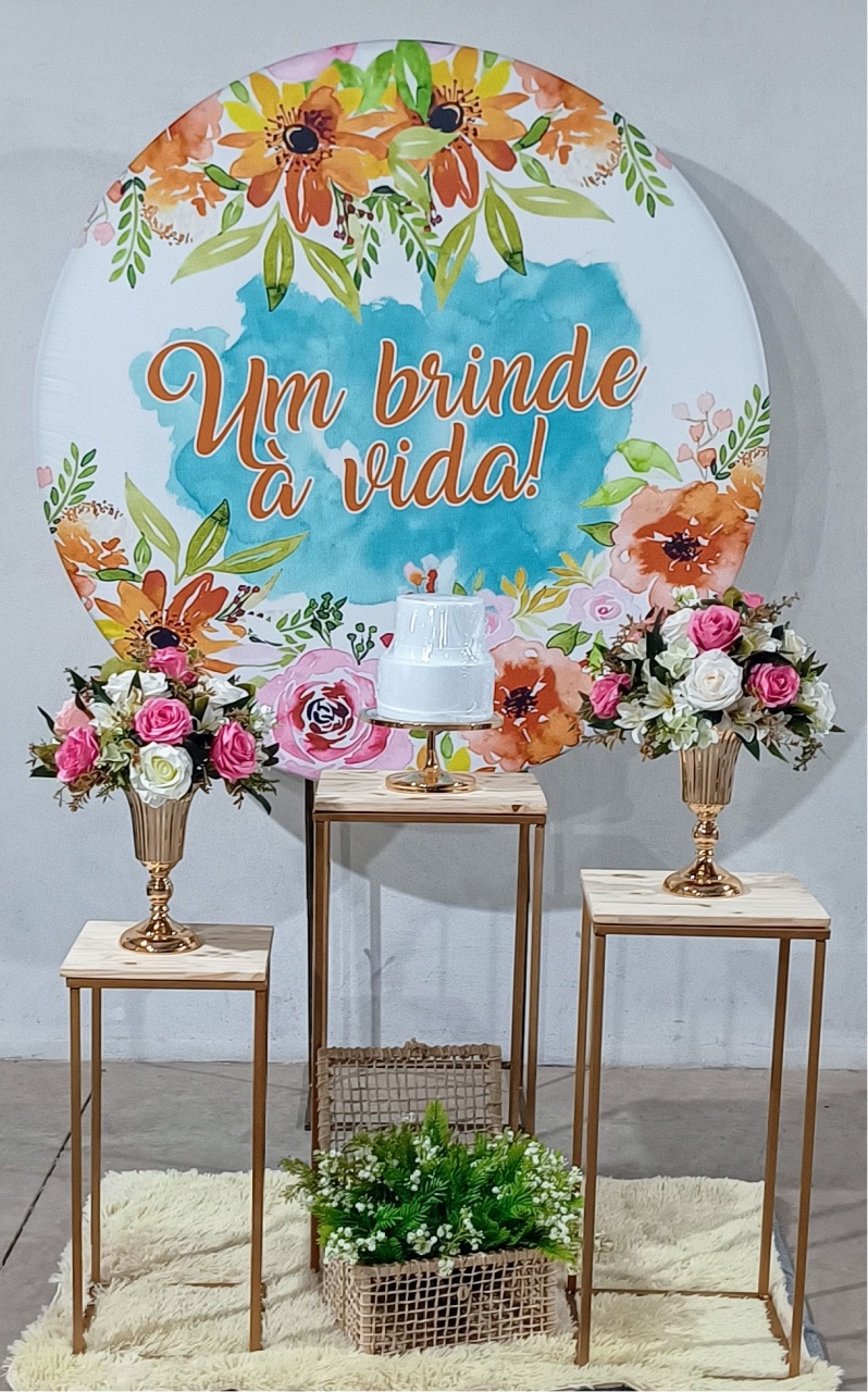 Composição Um Brinde À Vida Mesa Cubo - MM Pegue e Monte e locação 
