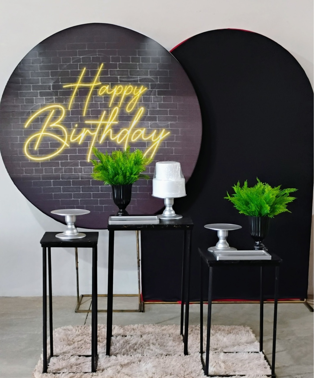 Kit Happy Birthday Com Romano Preto - MM Pegue e Monte e locação 