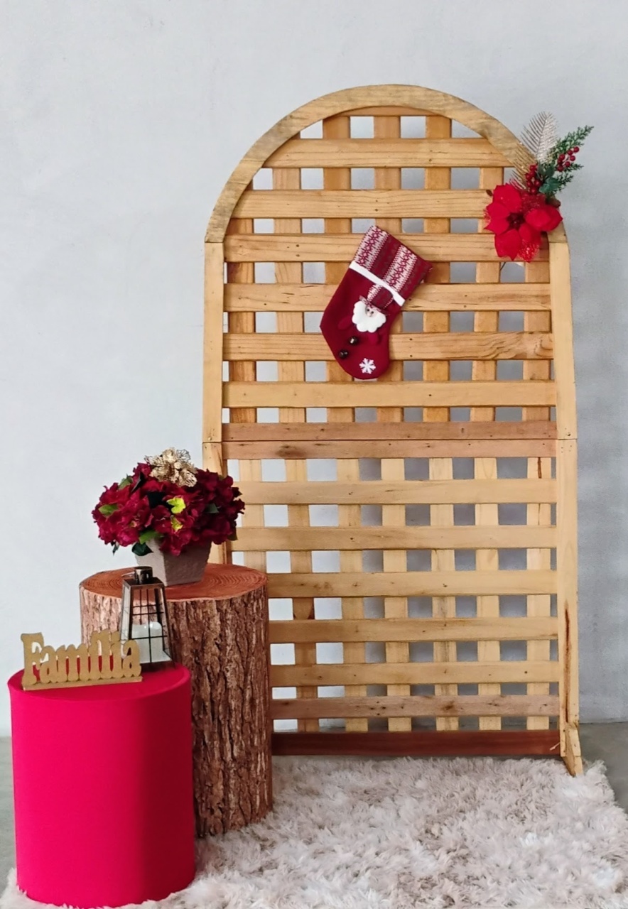 Kit Natal Romano Madeira Cilindro - MM Pegue e Monte e locação 
