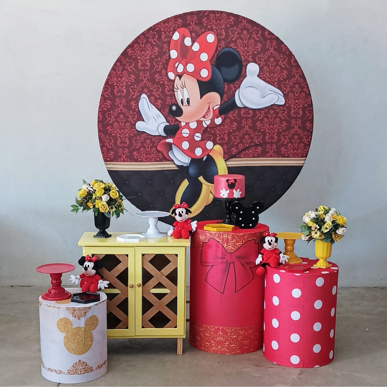 Kit Ouro Minnie Vermelha - MM Pegue e Monte e locação 