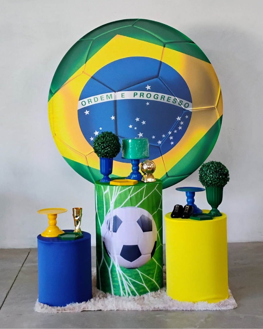 Kit Prata Futebol Brasil - MM Pegue e Monte e locação 