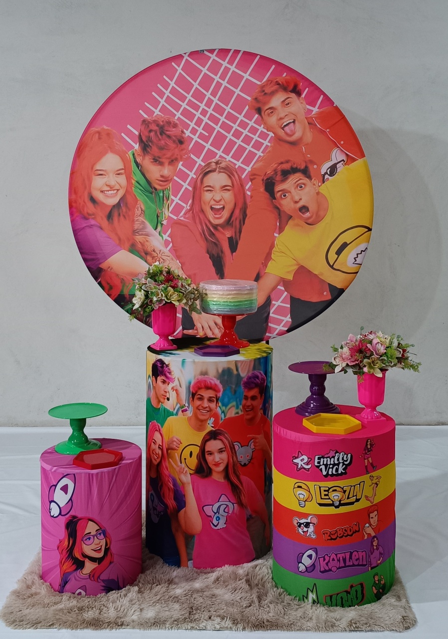 Kit Prata Emilly Vick - MM Pegue e Monte e locação 