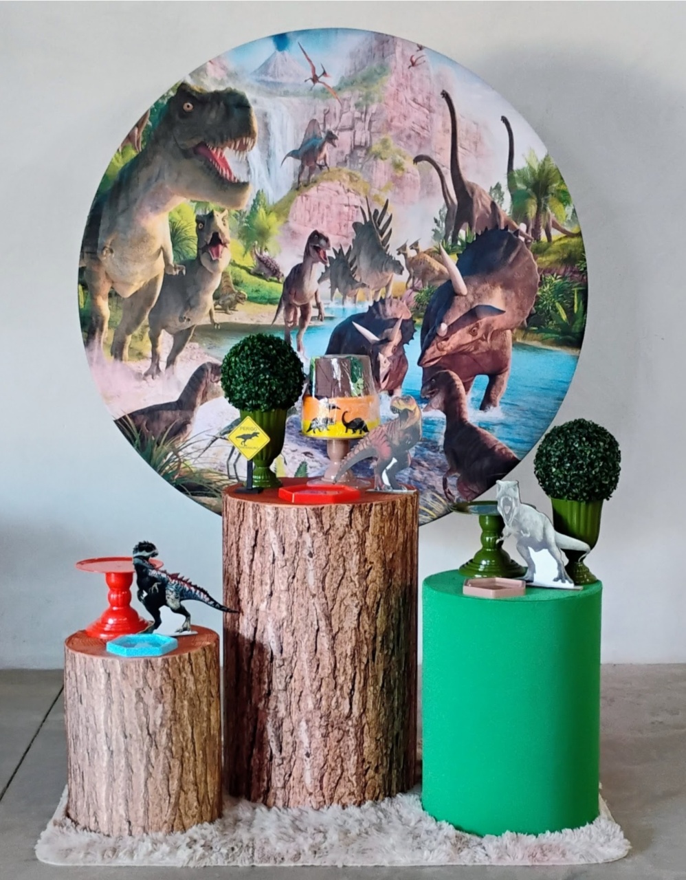 Kit Prata Dinossauros - MM Pegue e Monte e locação 