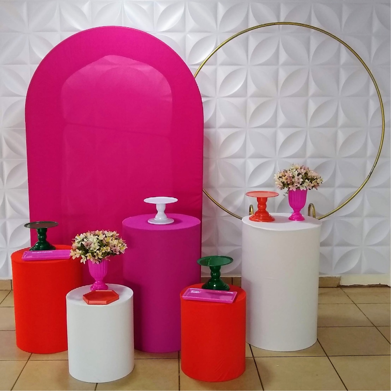 Composição Romano Pink Com Cilindros - MM Pegue e Monte e locação 