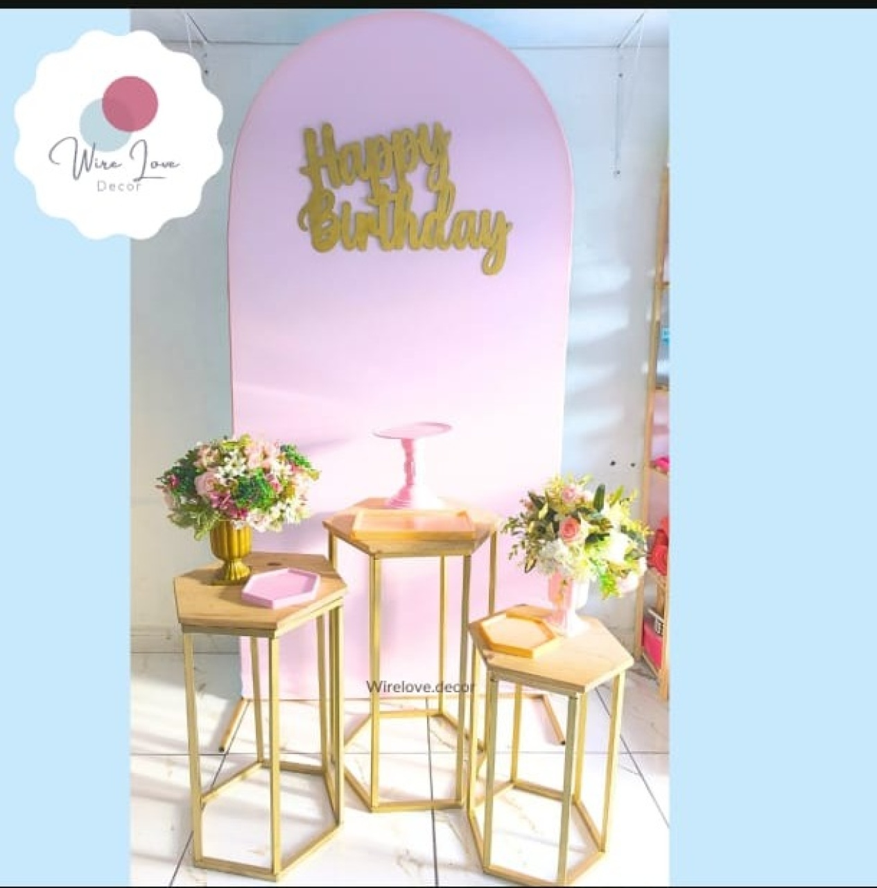 Kit Painel Romano E Mesinhas Sextavada Rosa - Wire Love Decor