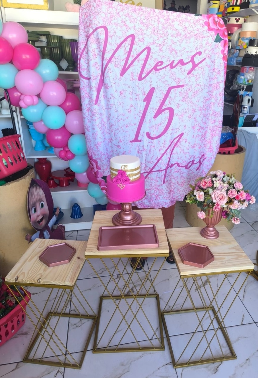 15 Anos Mesa Treliça  - Wire Love Decor
