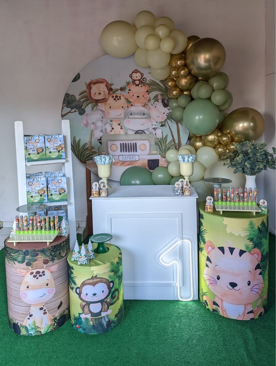 Safari - Adna Decor