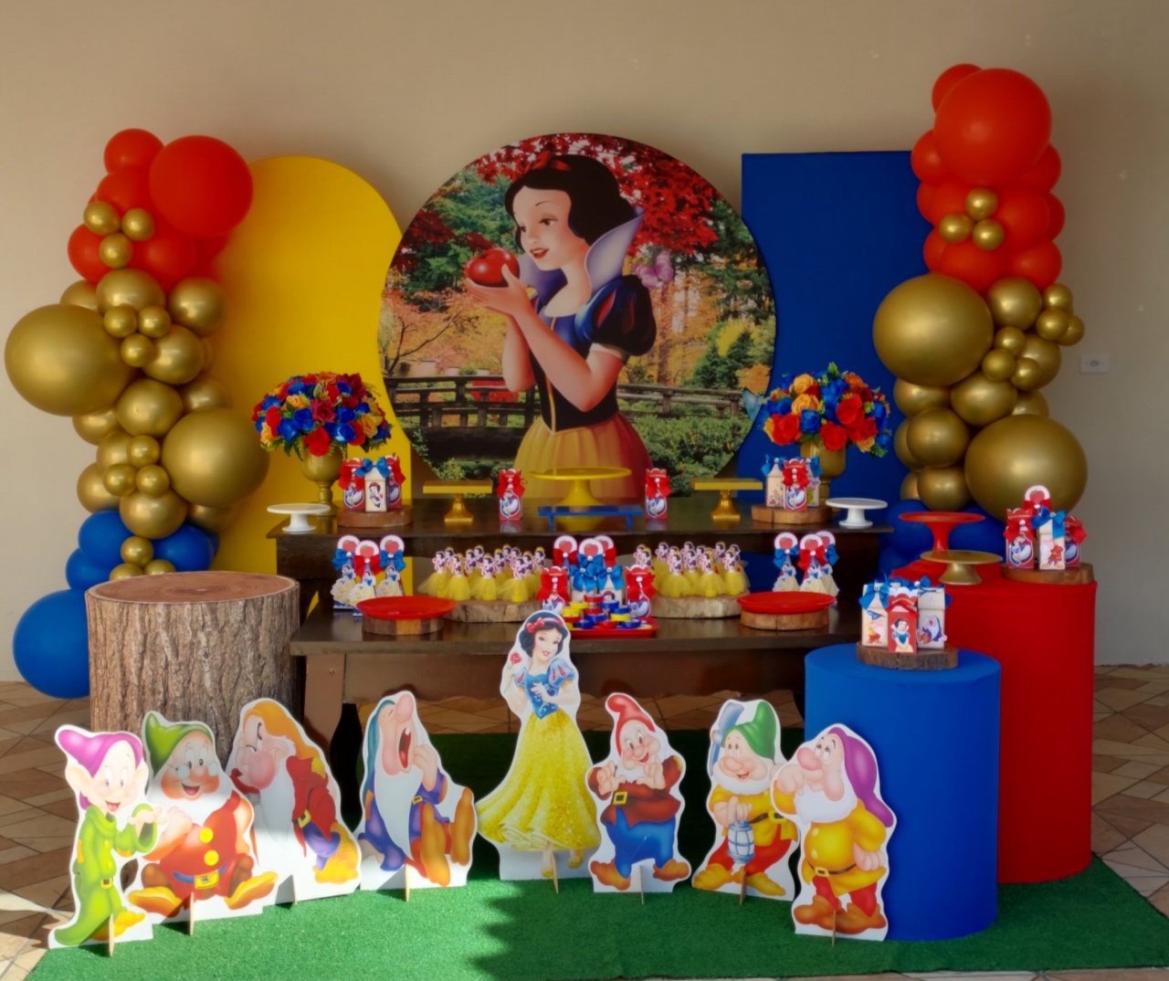 Decoração Branca de Neve 02 - Adna Decor