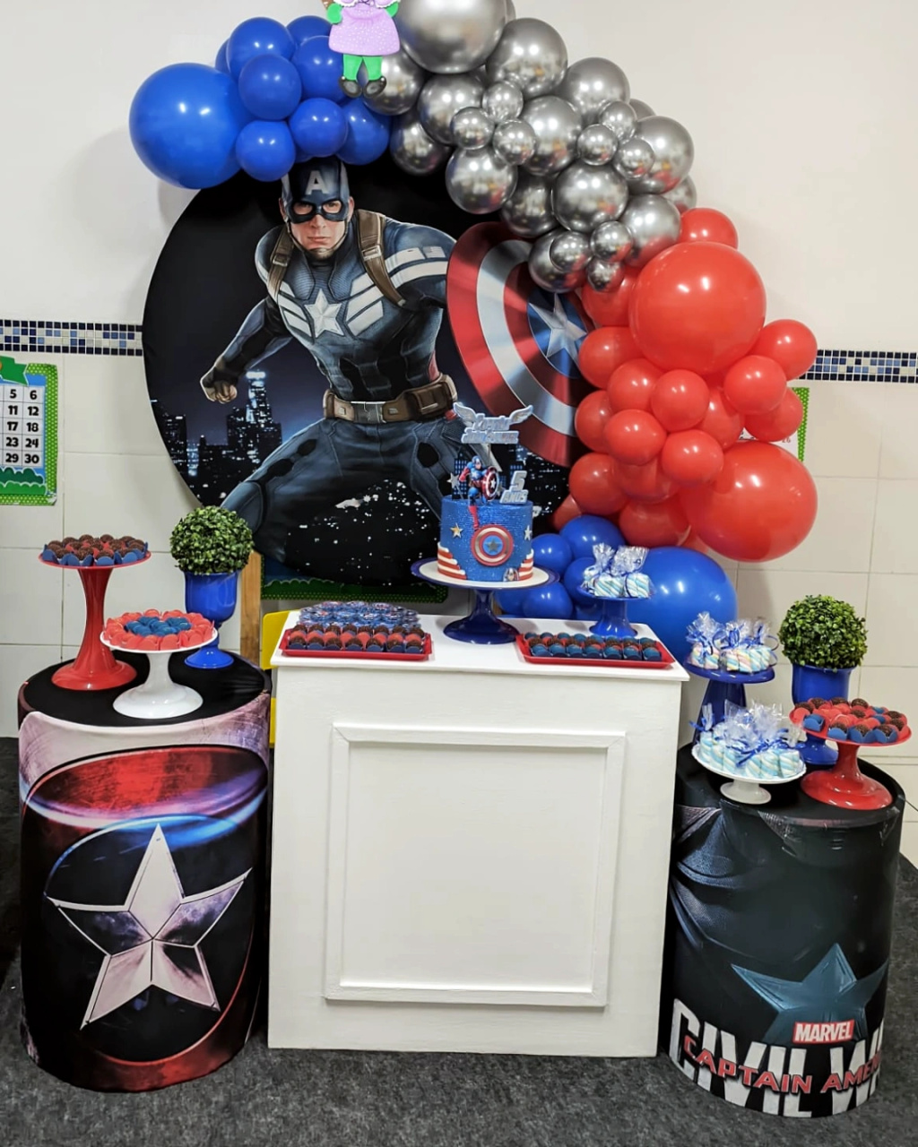 Kit Pegue E Monte Capitão América - Adna Decor
