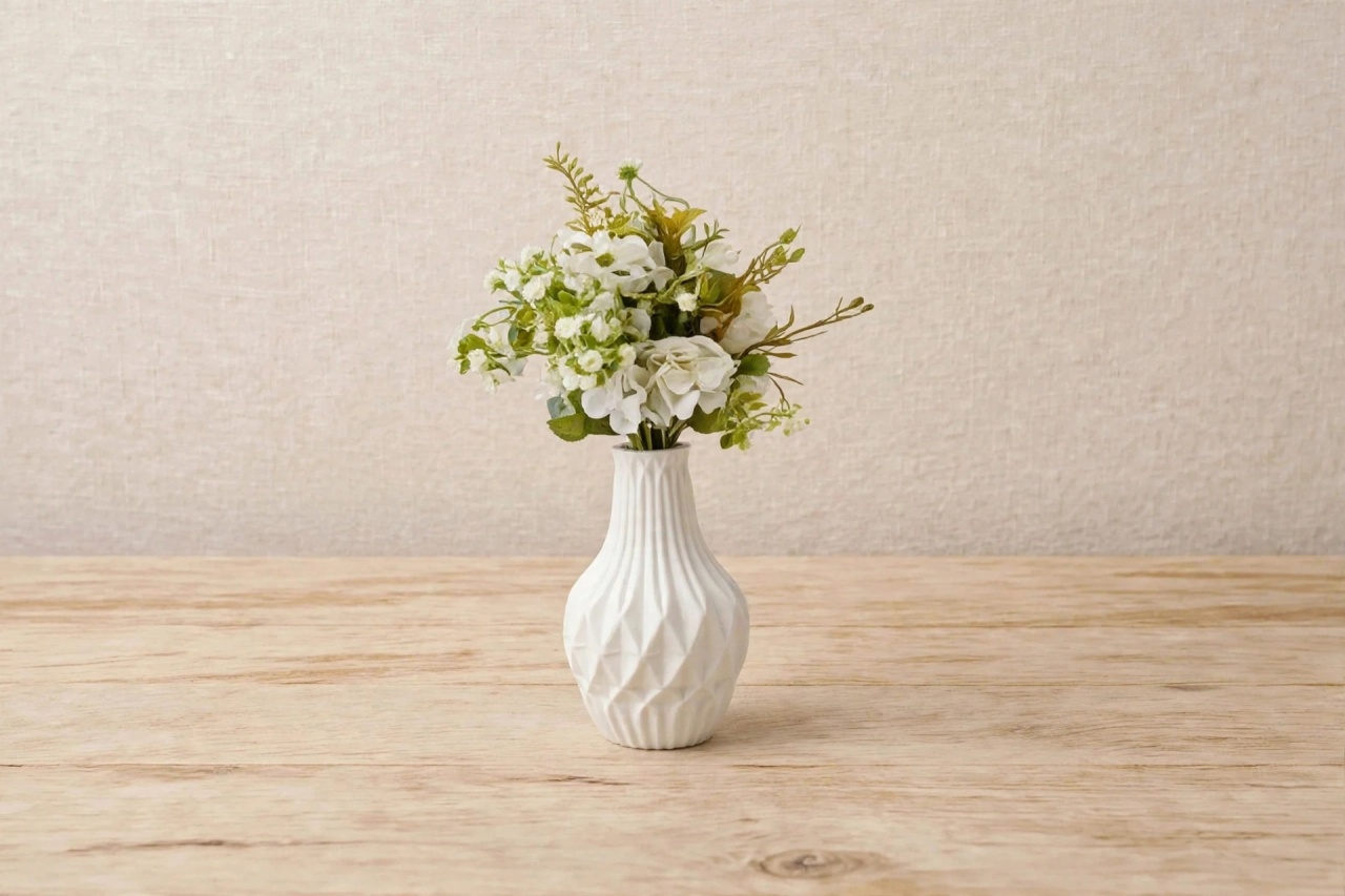 Vasinho Com Flor 01 - Louise'sDecor 