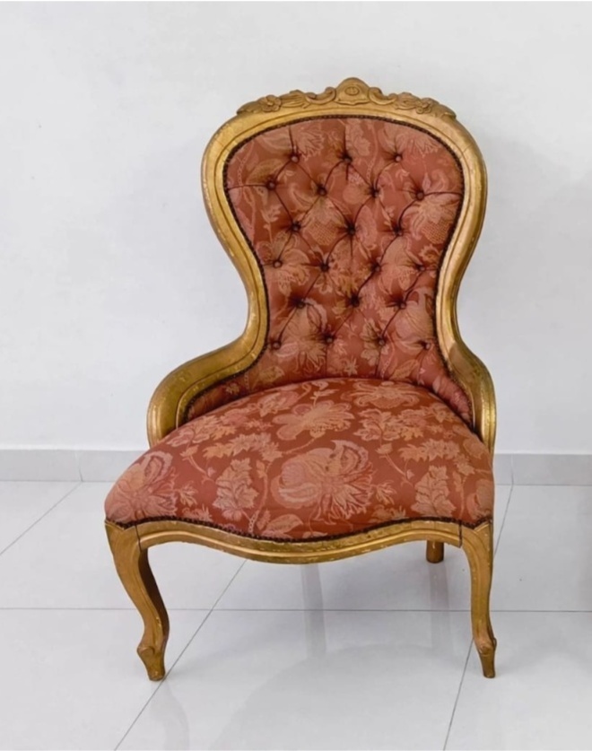 Poltrona Vitoriana Vermelho/Coral - Louise'sDecor 