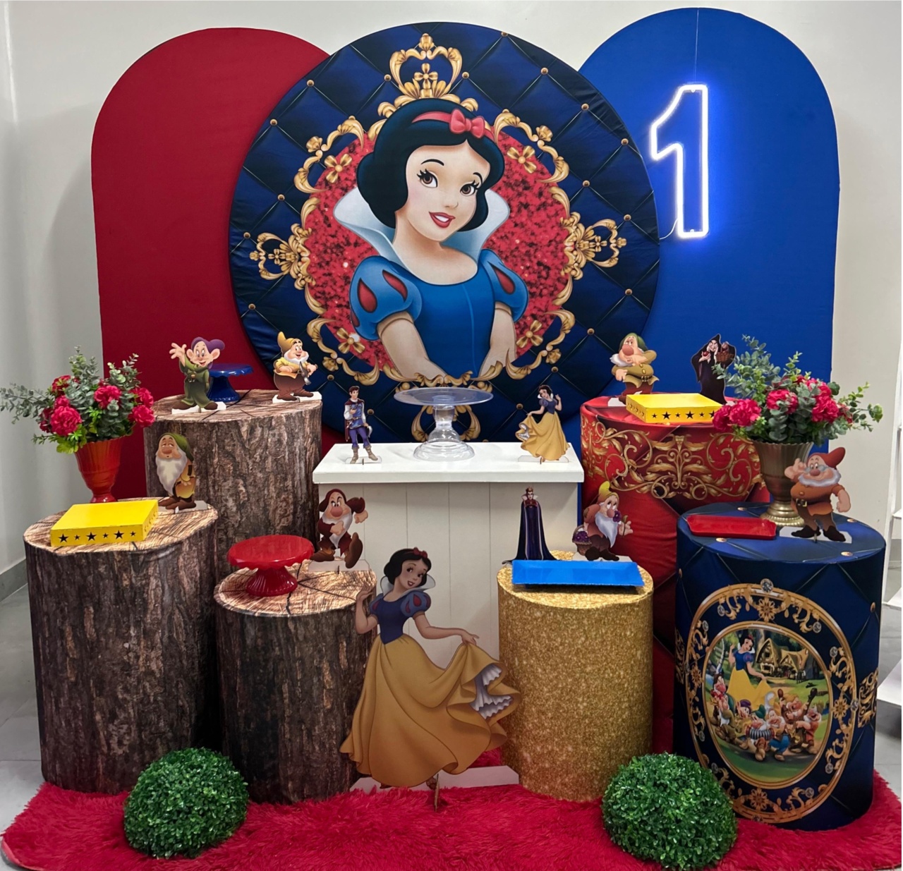 Branca de Neve Especial - A FESTA E DECORAÇÃO