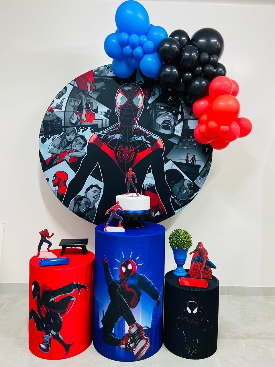 Kit Completo Com Balão Homem Aranha Black   - A FESTA E DECORAÇÃO