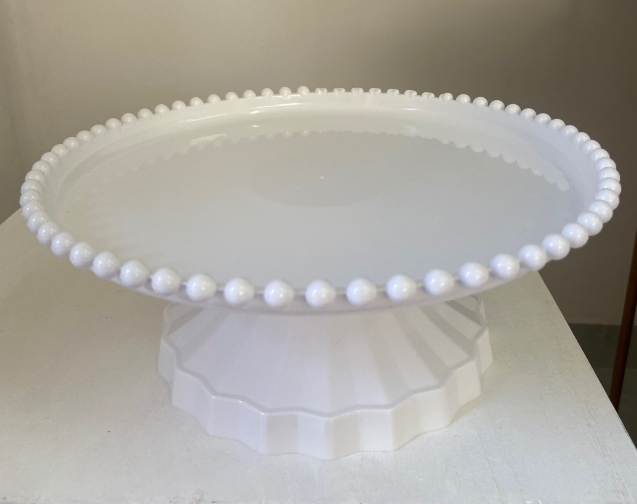 Bandeja Alta Pérola 26Cm Branco - A FESTA E DECORAÇÃO