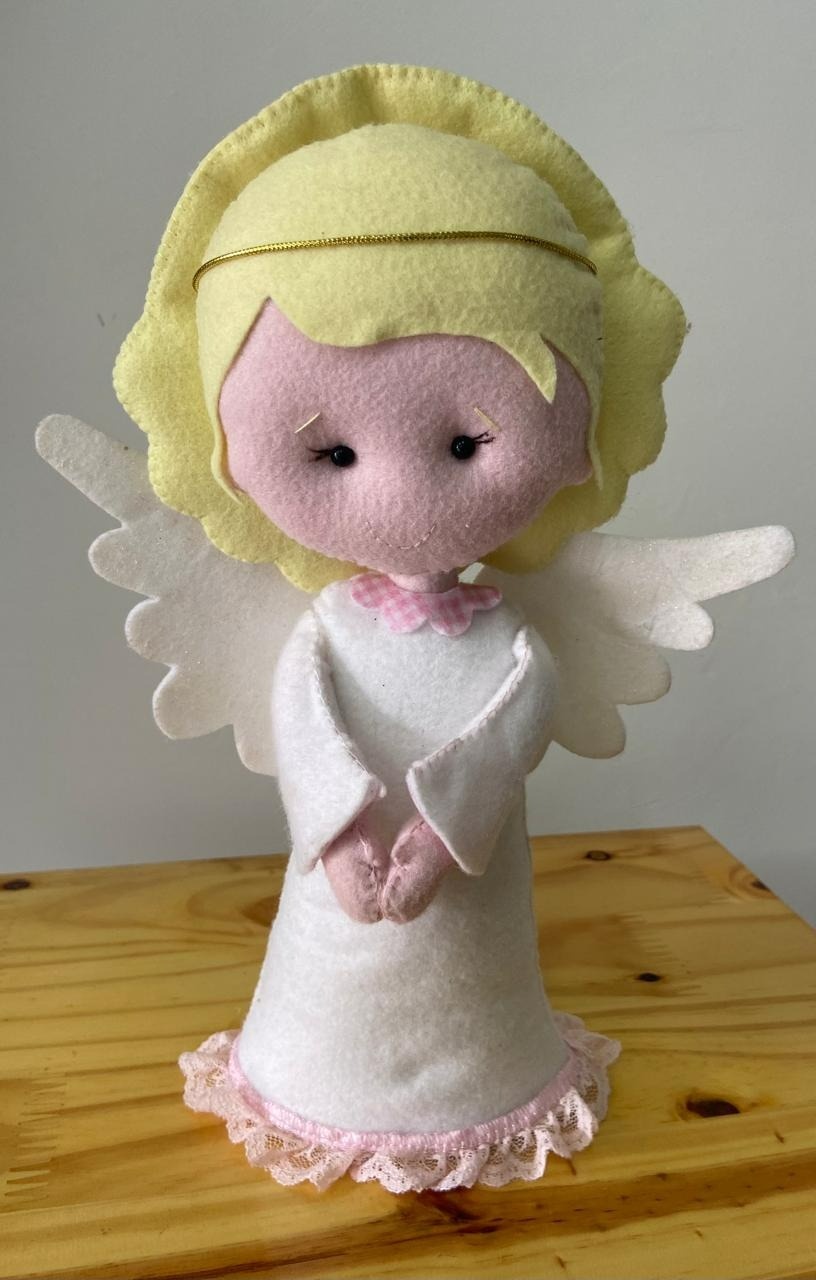 Anjo Feltro Branco E Amarelo - A FESTA E DECORAÇÃO