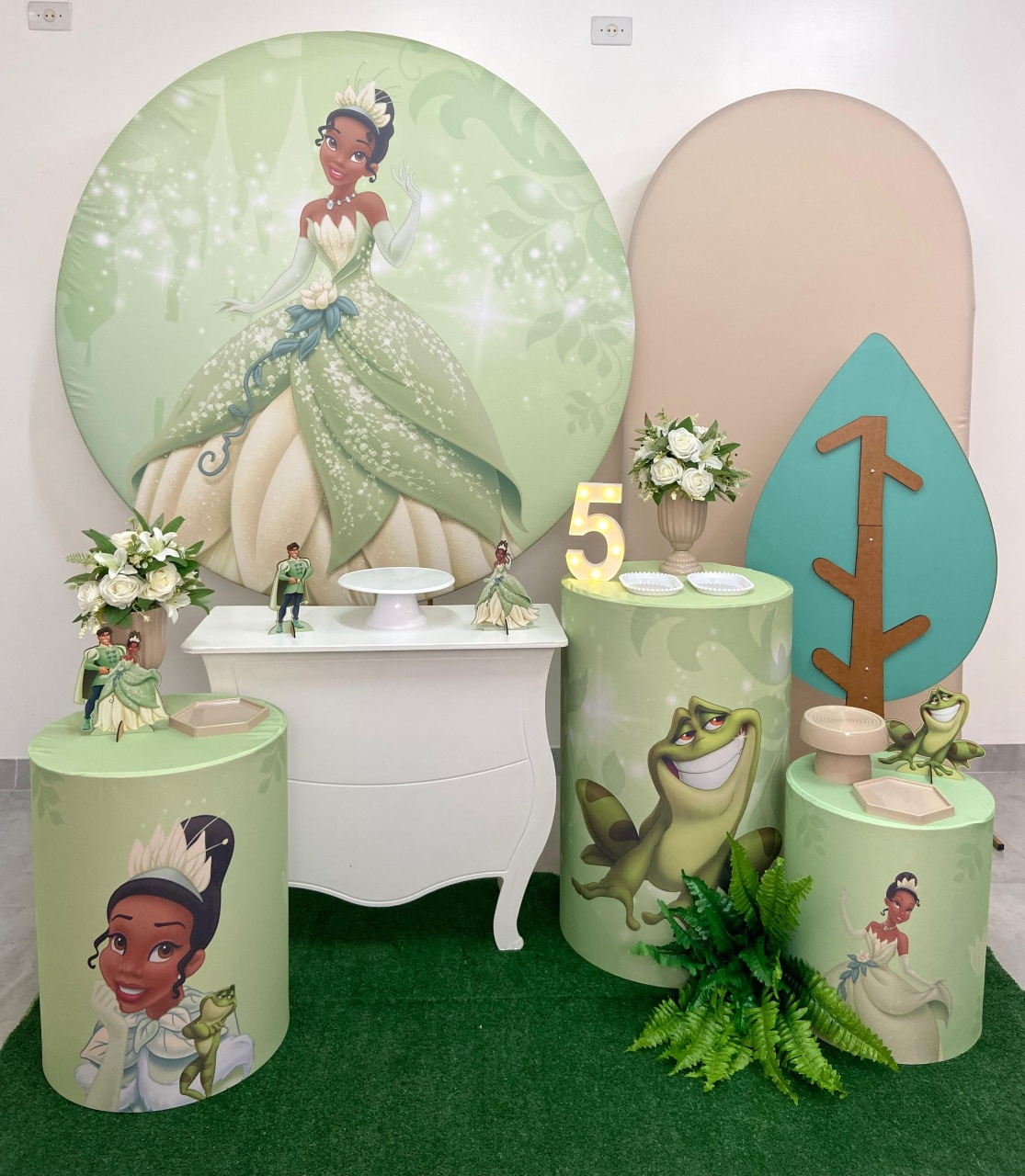 Kit Luxo Tiana E O Sapo    - A FESTA E DECORAÇÃO
