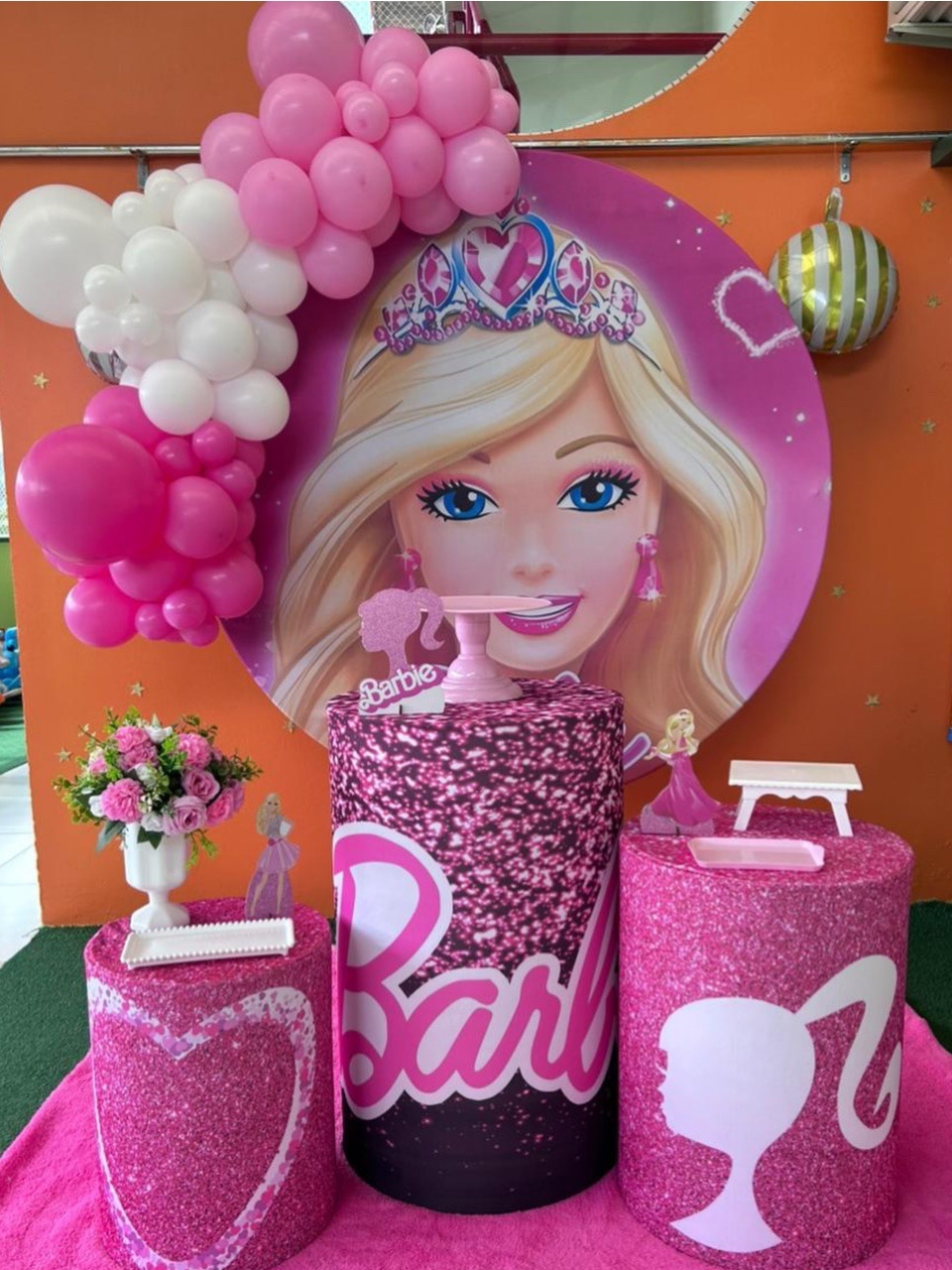 Barbie 2 Kit Completo Com Balões - A FESTA E DECORAÇÃO