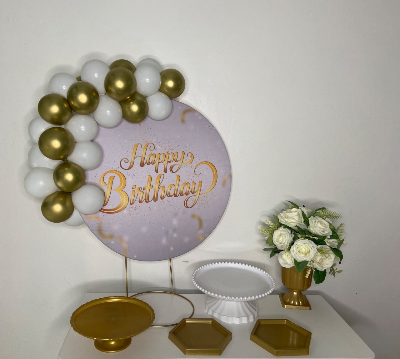 Kit Festa Na Mesa M Happy Birthday Dourado - A FESTA E DECORAÇÃO