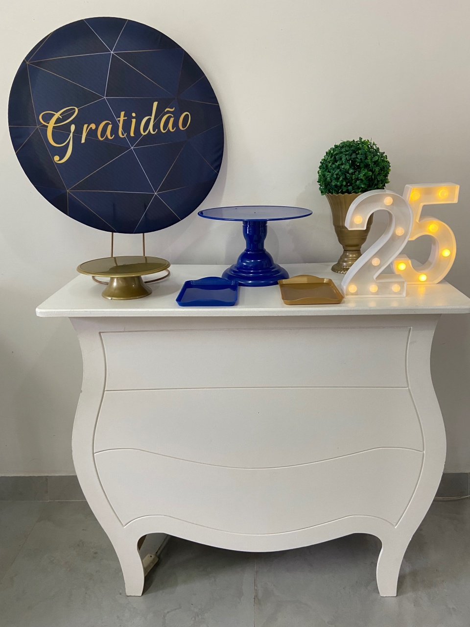 Kit Festa Na Mesa G Gratidão Azul E Dourado  - A FESTA E DECORAÇÃO