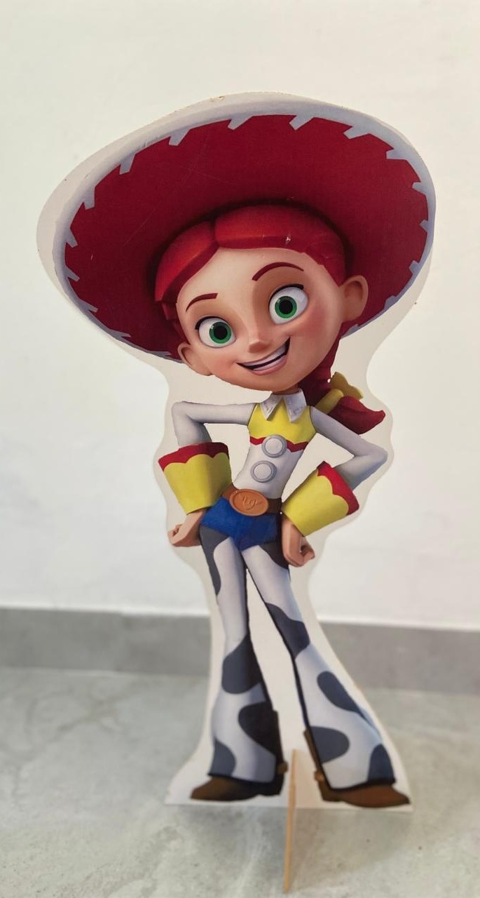 Totem Jessie Toy Story - A FESTA E DECORAÇÃO