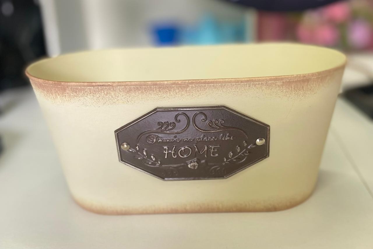 Vaso  Oval Creme E Marrom - A FESTA E DECORAÇÃO