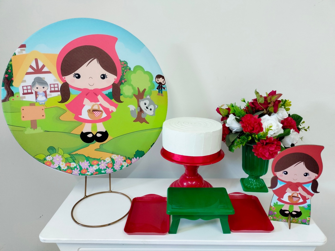 Kit Festa Na Mesa P Chapeuzinho Vermelho - A FESTA E DECORAÇÃO