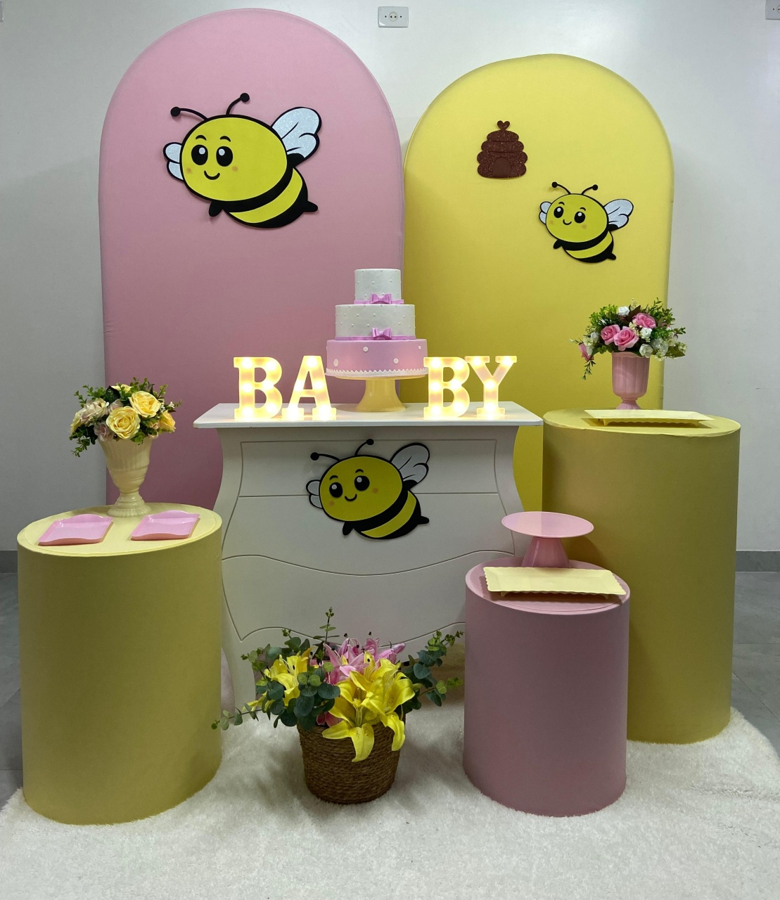 Abelha Kit Amarelo Com Rosa   - A FESTA E DECORAÇÃO