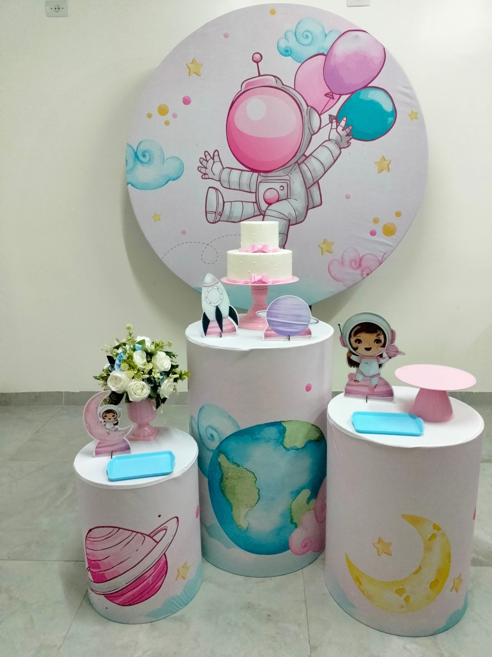 Kit Básico Astronauta Menina   - A FESTA E DECORAÇÃO