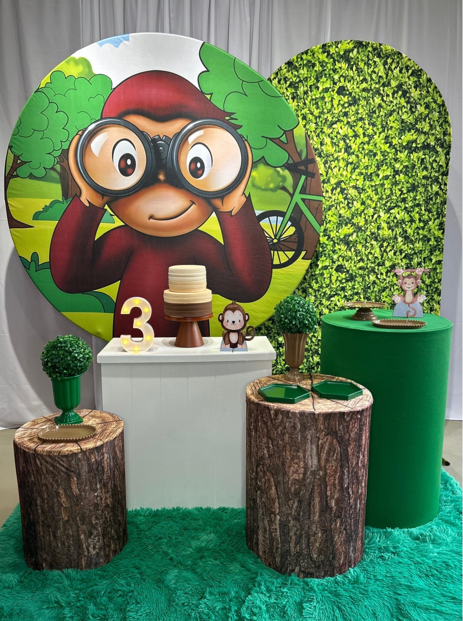 George O Curioso Kit Luxo - A FESTA E DECORAÇÃO