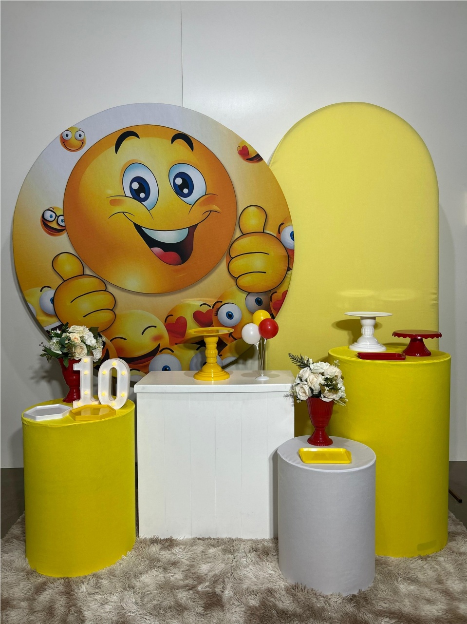 Emoji Kit Luxo Com Vermelho - A FESTA E DECORAÇÃO
