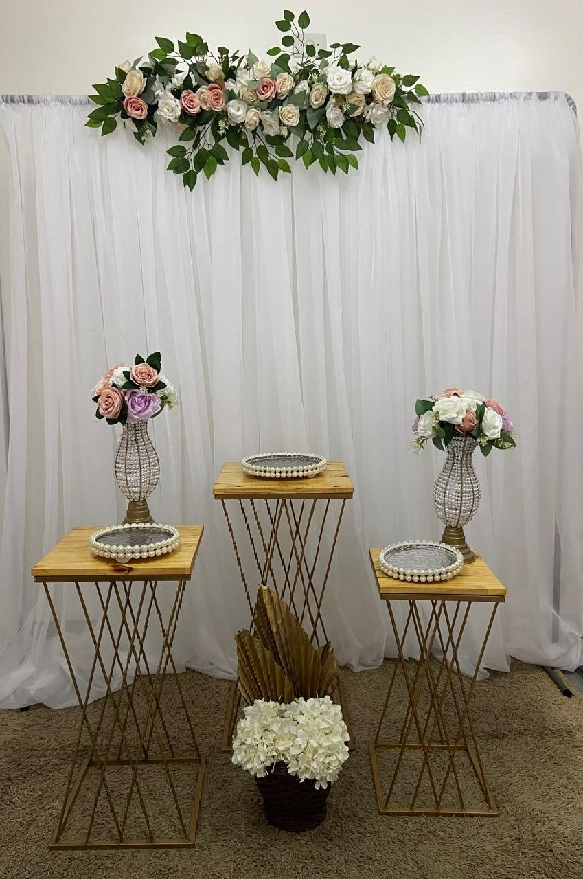 Kit Gg Cortina Branca Com Mesas Aramadas - A FESTA E DECORAÇÃO
