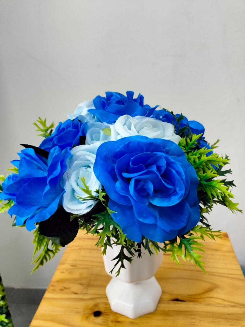 Arranjo Flor Azul  - A FESTA E DECORAÇÃO