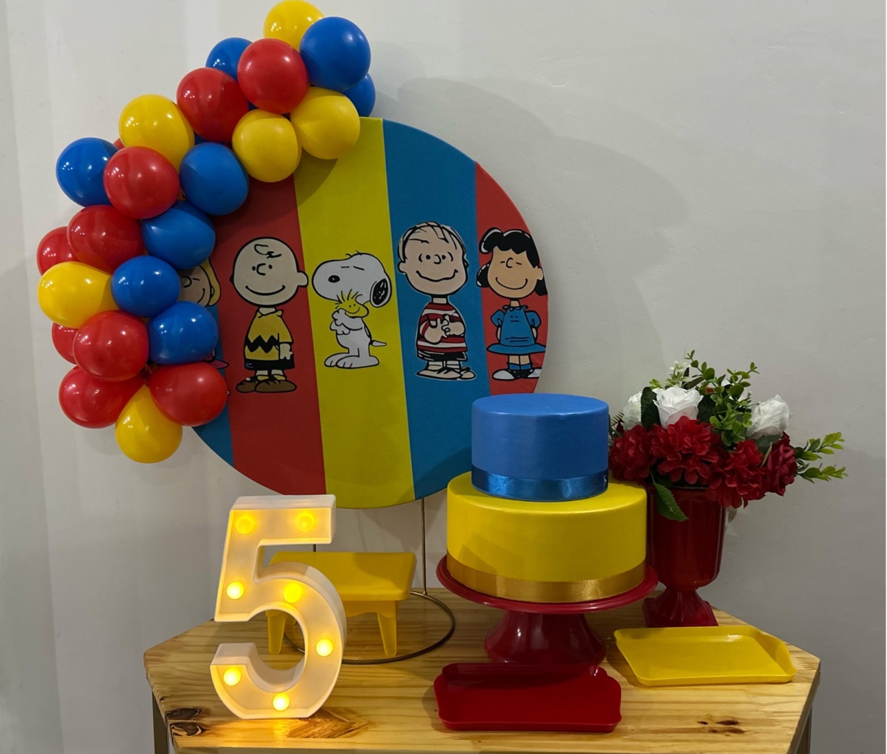 Kit Festa Na Mesa M Snoopy - A FESTA E DECORAÇÃO
