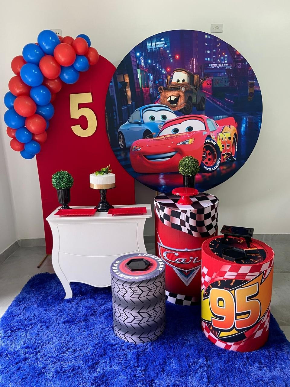 Carros Macqueen Kit Super Luxo - A FESTA E DECORAÇÃO