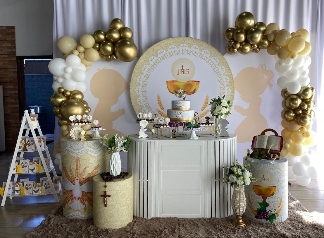 Kit Especial 2 Anjos Com Painel Redondo - A FESTA E DECORAÇÃO