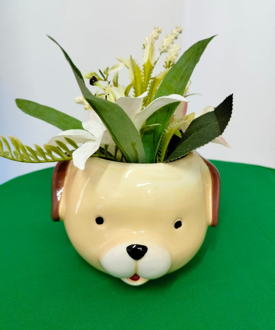 Vaso Ceramica Cachorro Com Flor  - A FESTA E DECORAÇÃO