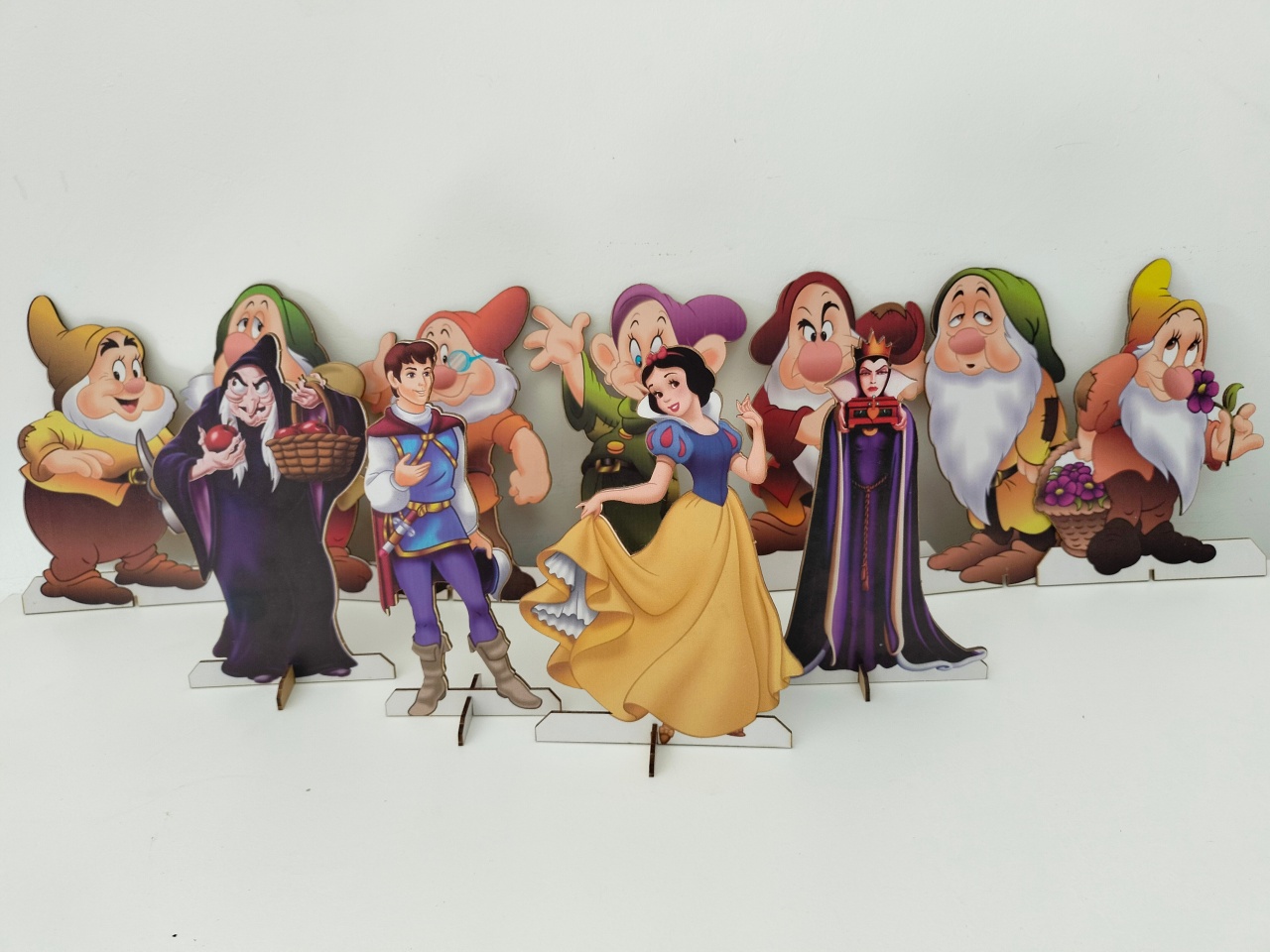  Display Branca de Neve  - A FESTA E DECORAÇÃO