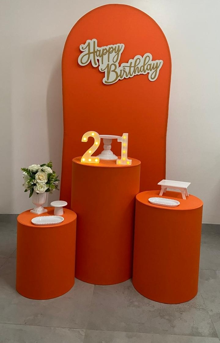 Kit Básico Romano Feminino Laranja   - A FESTA E DECORAÇÃO