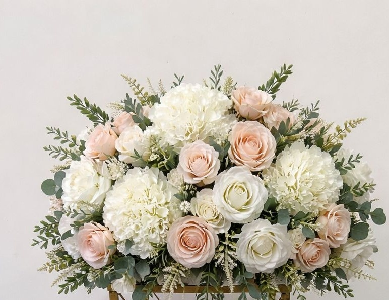 Arranjo de Flor Neutro Para Pedestal - A FESTA E DECORAÇÃO