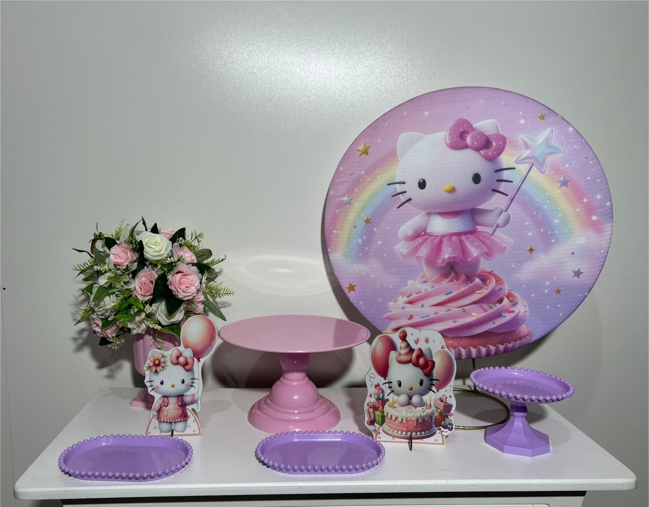 Hello Kitty Festa Na Mesa Kit P - A FESTA E DECORAÇÃO