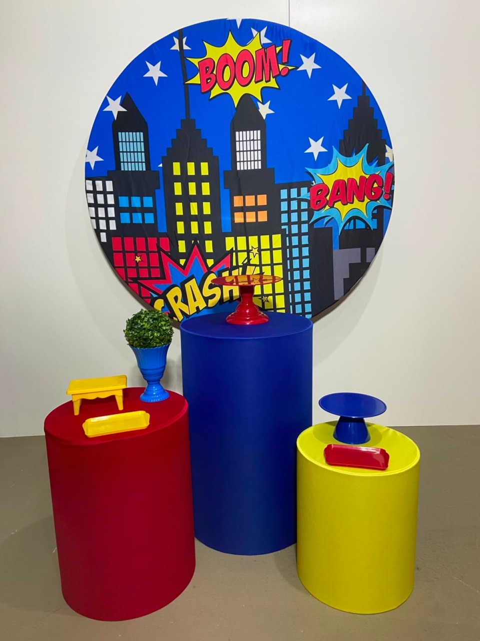 Kit Básico Heróis Prédio - A FESTA E DECORAÇÃO