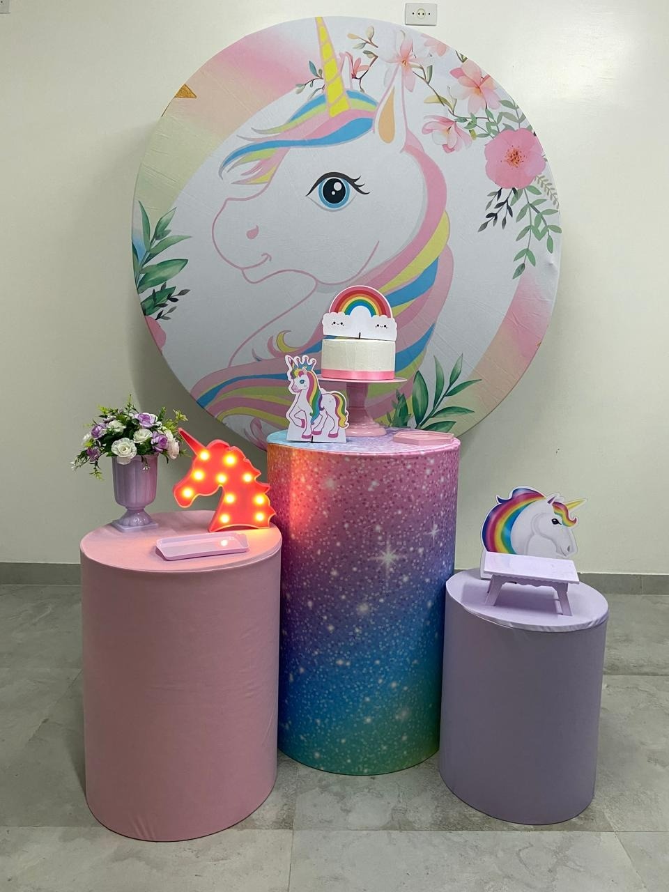 Kit Básico Unicórnio Floral  - A FESTA E DECORAÇÃO